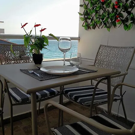 A Unique Seaside View!!! Daire